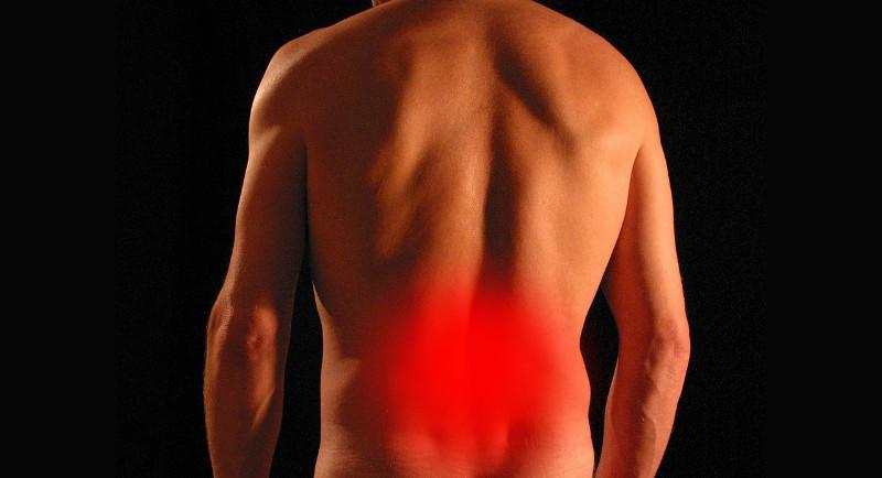 Comment l'ostéopathie peut lutter contre les douleurs du bas du dos ?